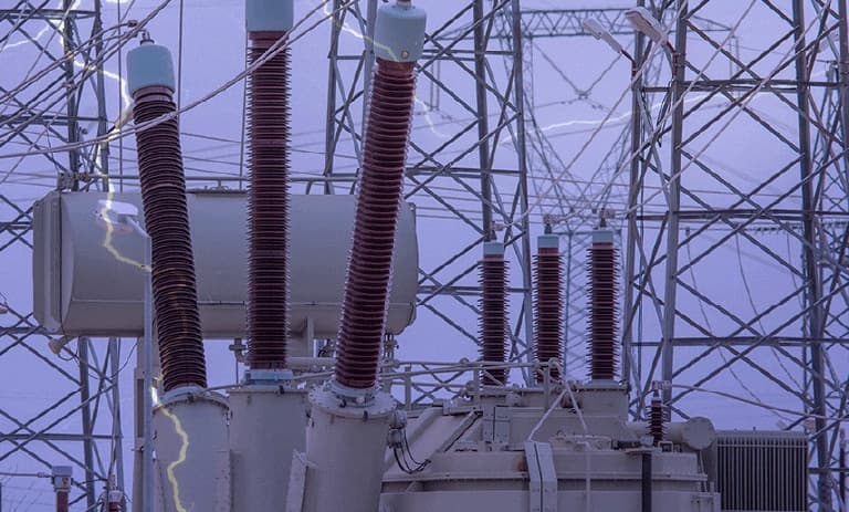 buchas com falhas elétricas e descargas parciais